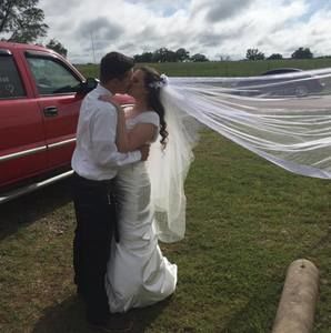 Meet your Posher, Chloe